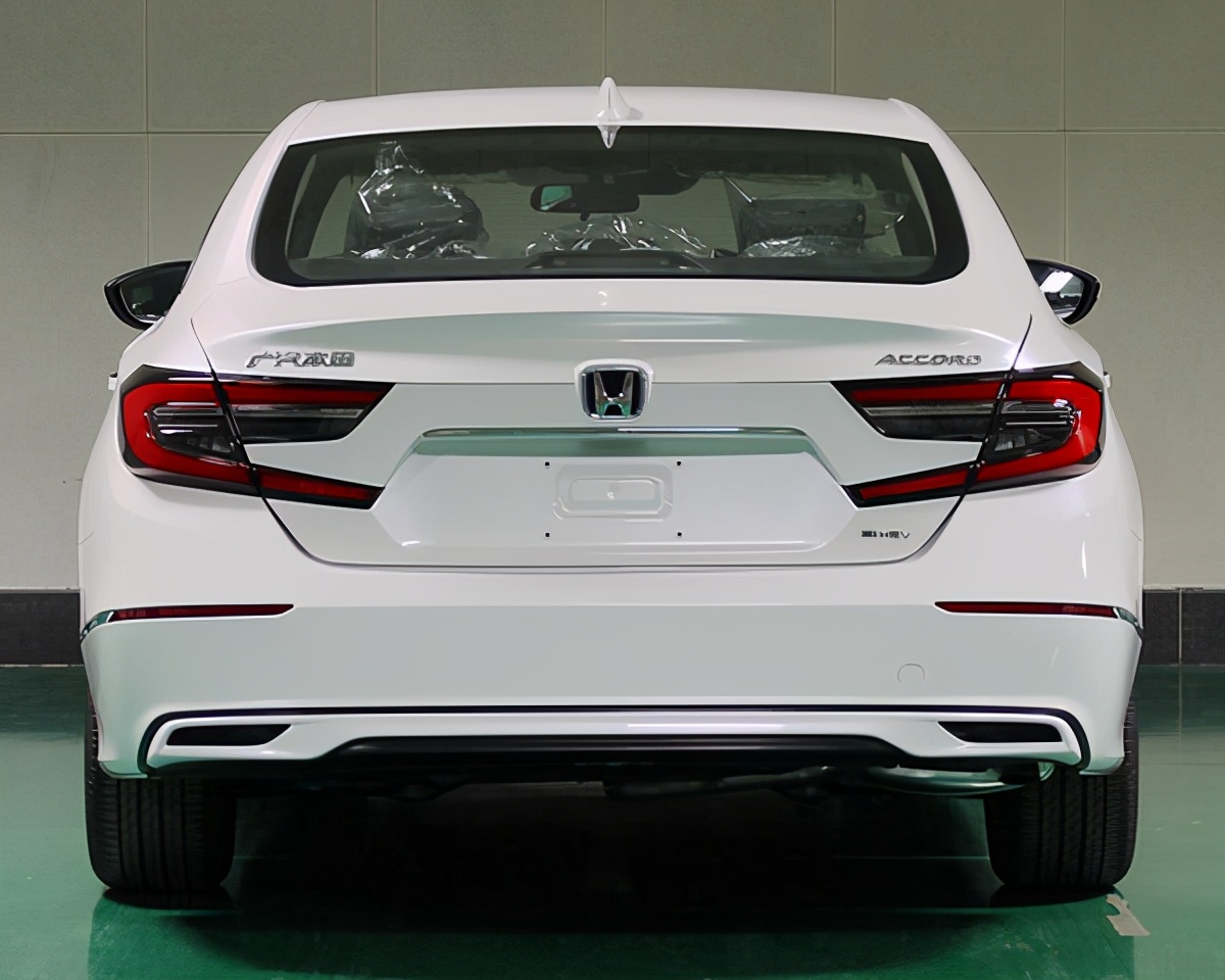 雅阁终于改款了新款最快7月上市前脸变化大车身有加长