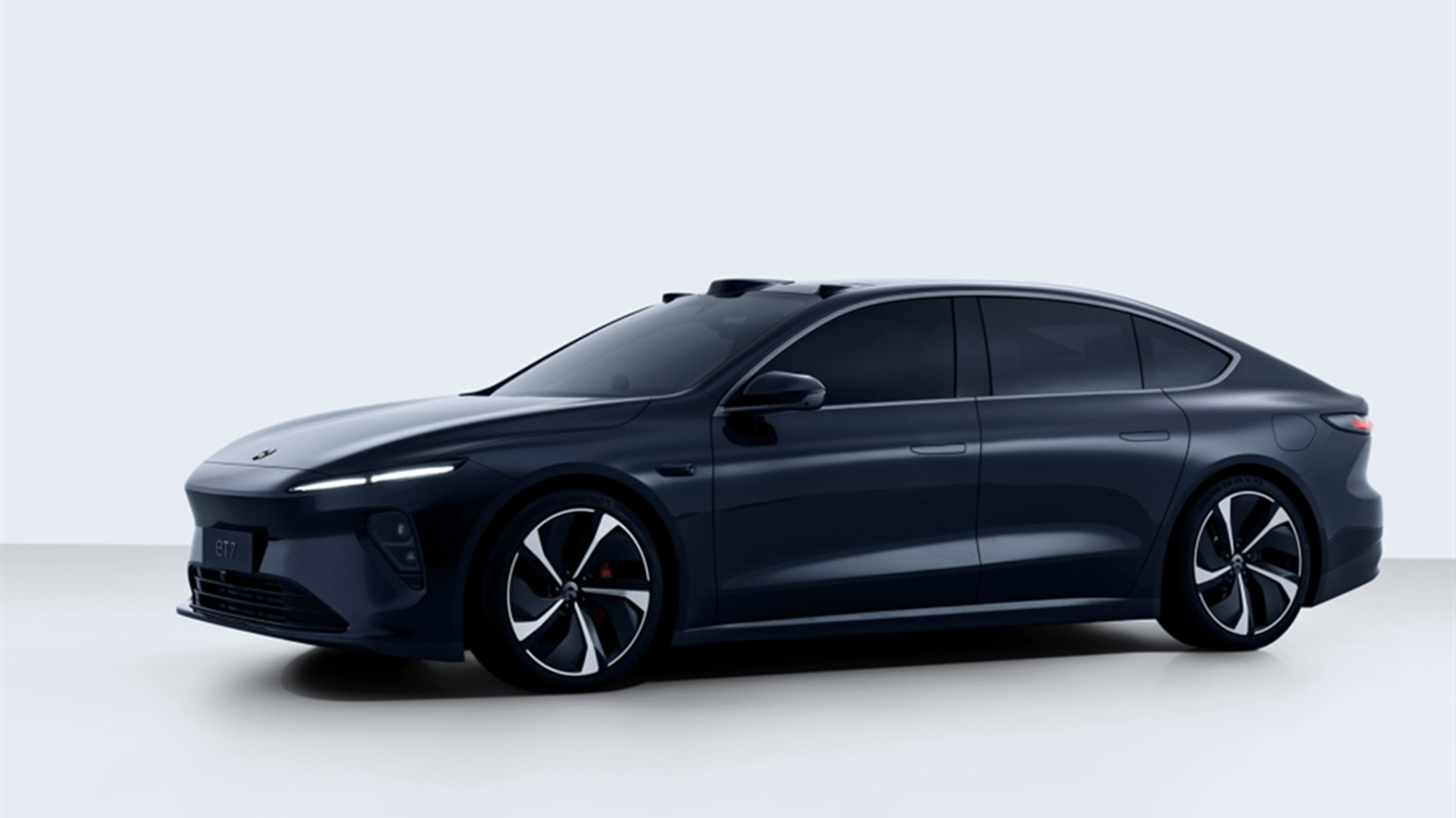 上半年新车回顾:科技又时尚,蔚来et7了解下!-新浪汽车