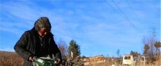 乔四的金牌打手,曾强抢民女作恶多端,晚年沦为流浪汉靠拾荒为生休闲区蓝鸢梦想 - Www.slyday.coM