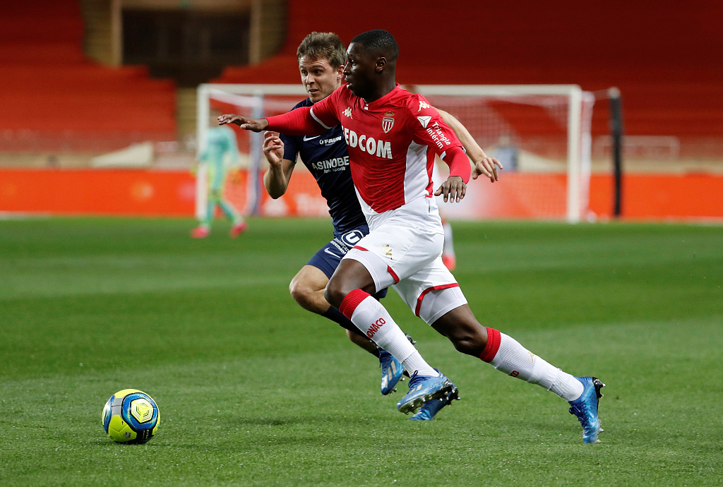 队中担任凯奥-恩里克的替补角色,因此,米兰这次与摩纳哥的谈判令人