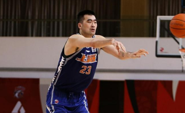 4消息柴长易退役上海三签约动态同曦愿签max阿日特训三分