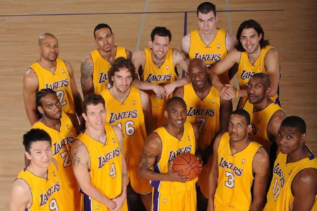 美媒列出了过去20年里每年最可能夺得总冠军的球队湖人仅三次