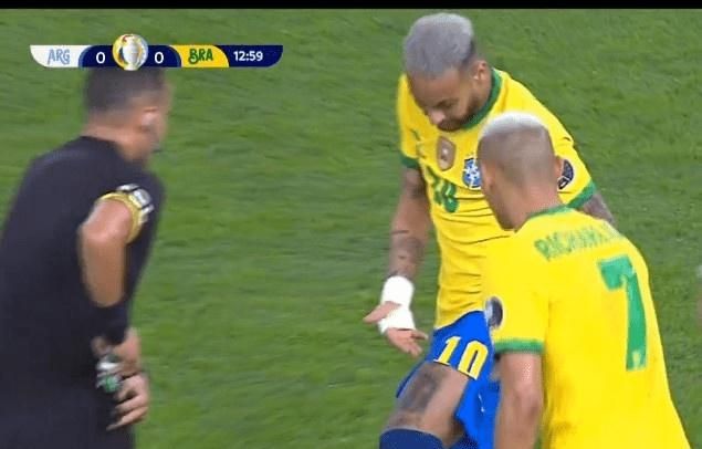 美洲杯决赛太惨烈!内马尔秋裤都被扯烂,梅西倒地不起痛苦哀嚎休闲区蓝鸢梦想 - Www.slyday.coM 美洲杯决赛太惨烈!内马尔秋裤都被扯烂,梅西倒地不起痛苦哀嚎休闲区蓝鸢梦想 - Www.slyday.coM