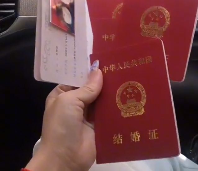 河北男子和妻子一吵架就离婚,妻子疯狂吐槽：结婚13年换6个本休闲区蓝鸢梦想 - Www.slyday.coM