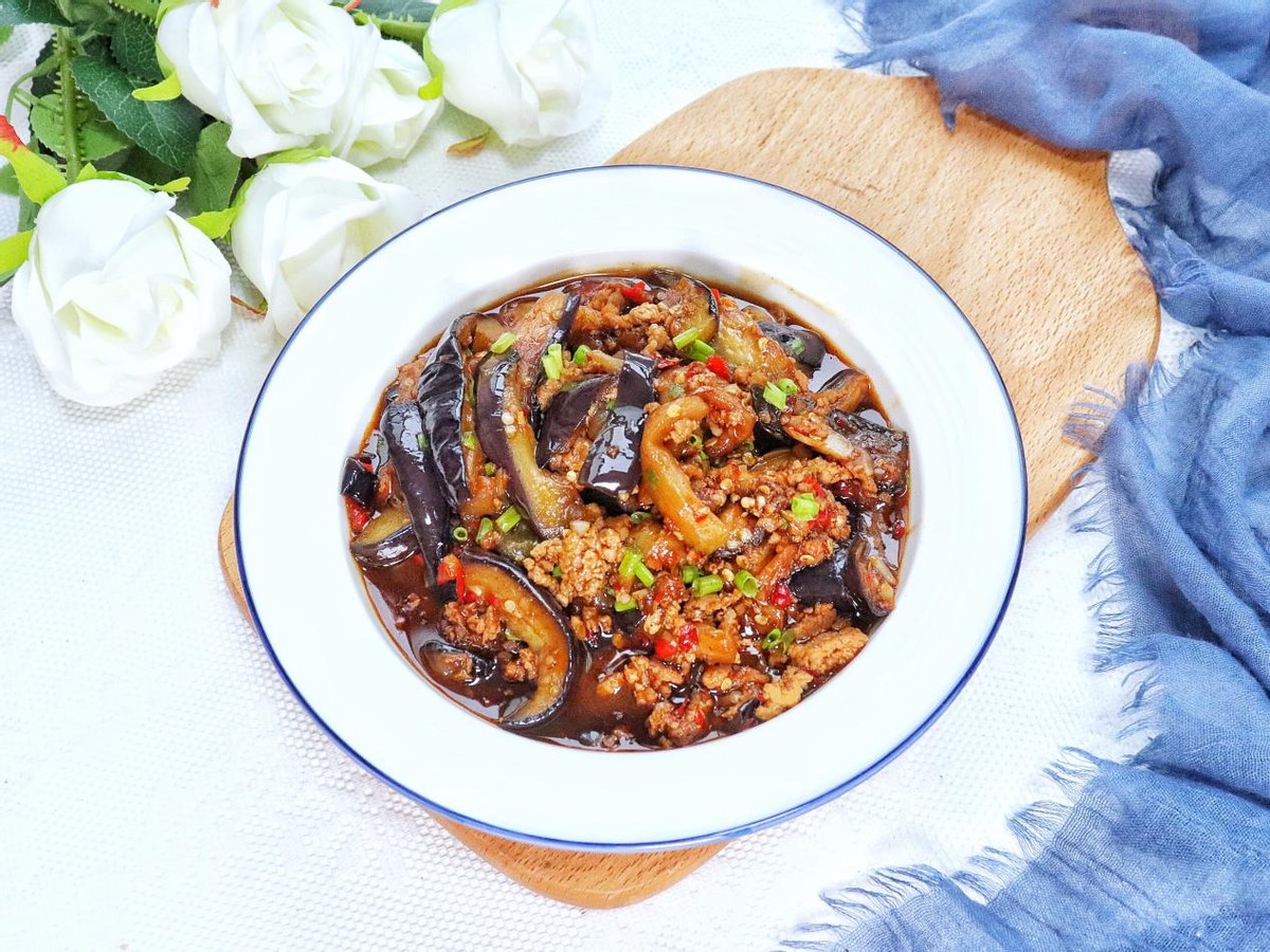 肉末茄子夏季最便宜的大众美食菜营养价值还很高