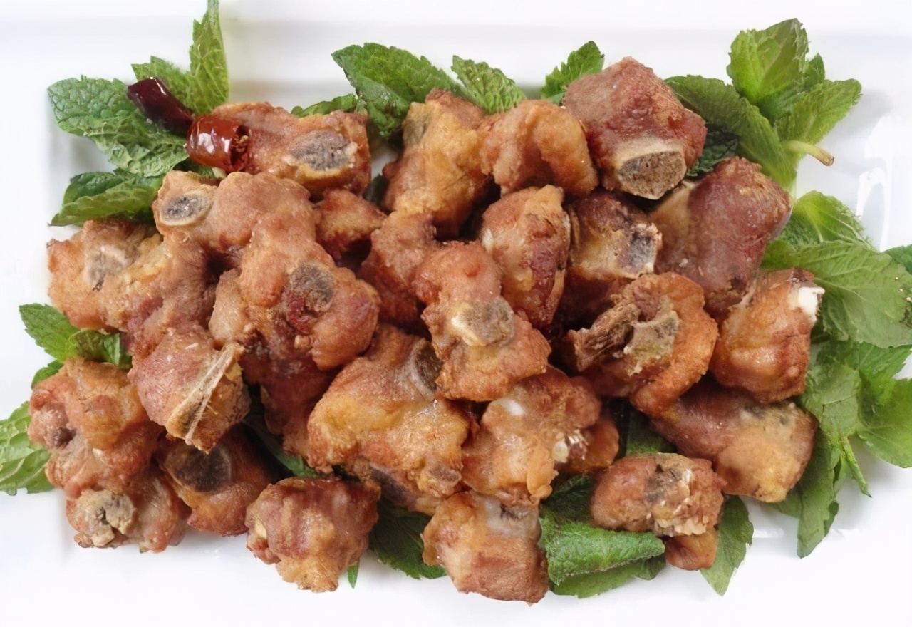 蒜香炸排骨的做法!