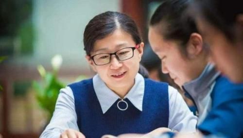 儿子被北大录取后,父亲“凡尔赛”发言火了,“睡觉都能考上”休闲区蓝鸢梦想 - Www.slyday.coM