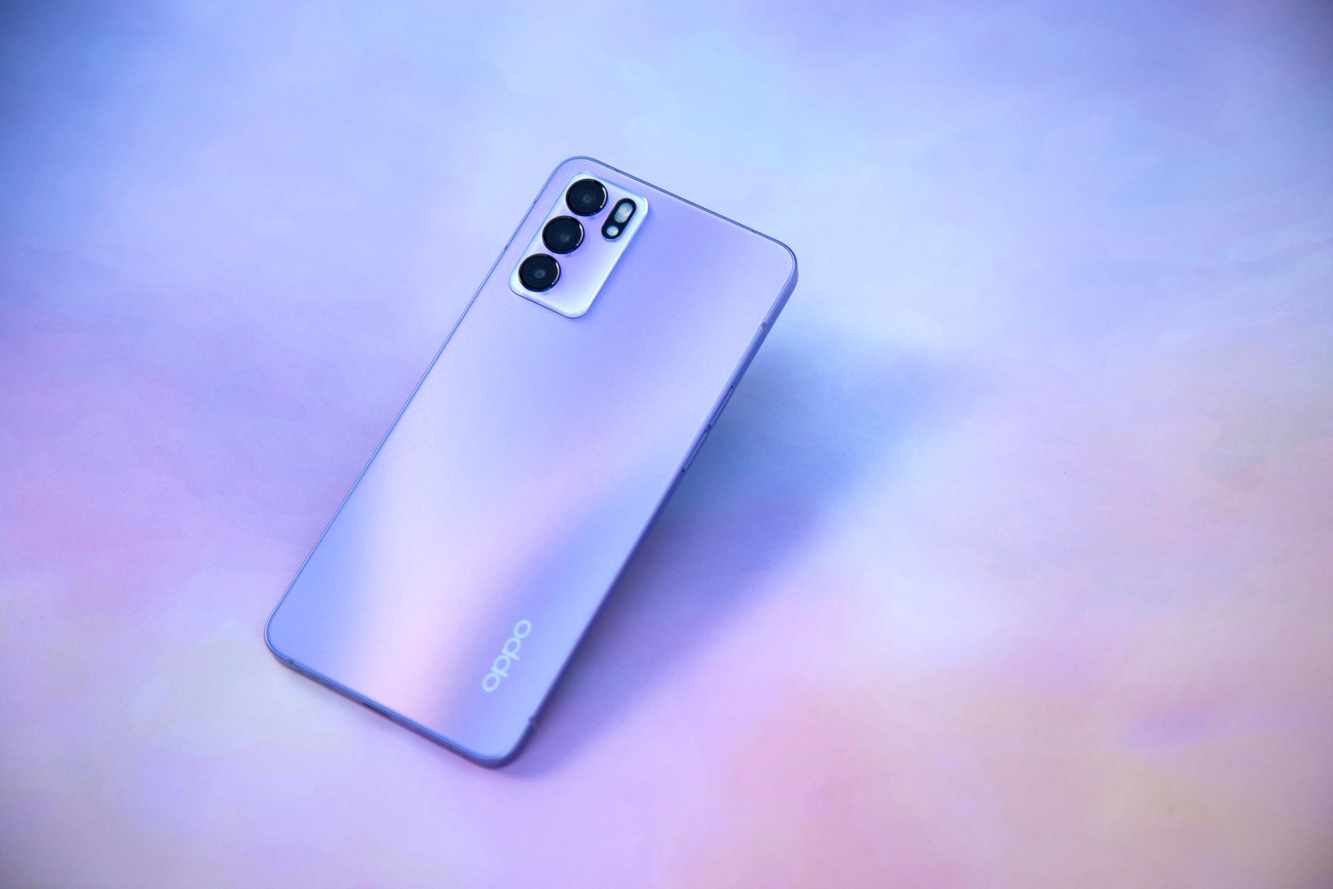 外观美学的重新定义opporeno6星黛紫综合评测颜值性能双收