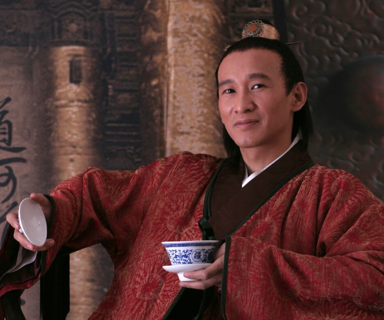 等到下部和张黎再合作,已是《大明王朝1566》.