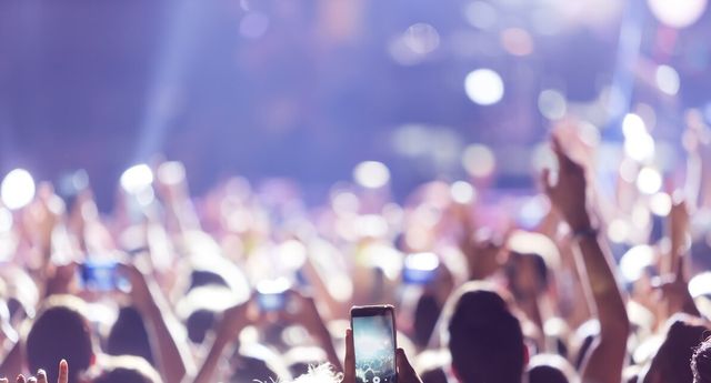 追星脱粉是因为什么原因?明明白白写在群像里,简单点就是：丑!休闲区蓝鸢梦想 - Www.slyday.coM