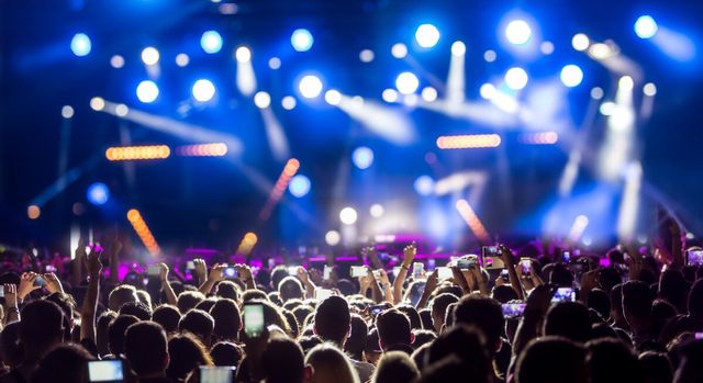 追星脱粉是因为什么原因?明明白白写在群像里,简单点就是：丑!休闲区蓝鸢梦想 - Www.slyday.coM