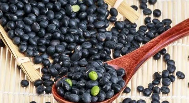 29岁小伙不痛不痒，查出尿毒症，排尿有5个变化，不能再拖休闲区蓝鸢梦想 - Www.slyday.coM