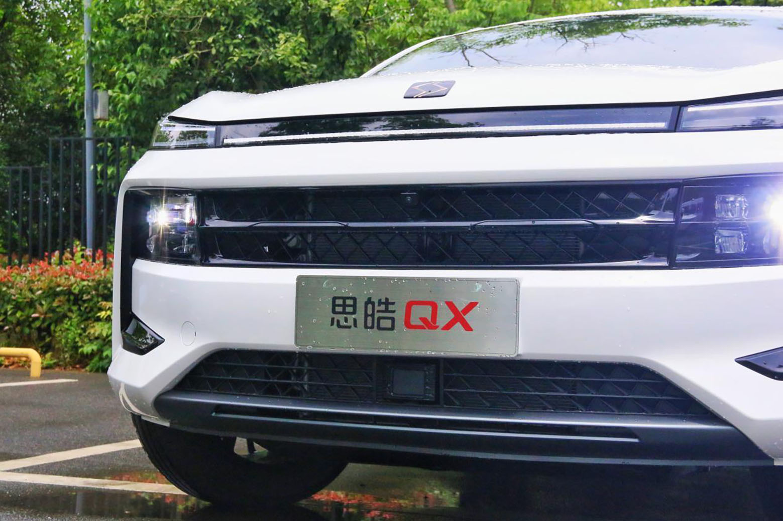 试驾思皓qx:大众技术加持,动力与宝马325i一模一样