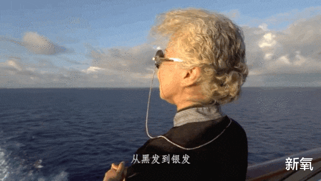 有的奶奶早年被婚姻困住,中断了自己的梦想;有的奶奶两度中风瘫痪后