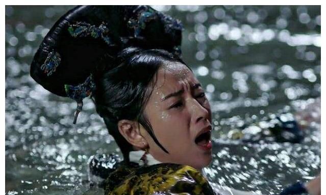 如懿传:莲心嫁给太监后,为何半夜发出怪叫?原来比嫁太监还可怕