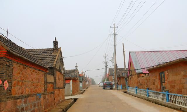 荣成市成山镇有个蒲姓人建立的村庄,村里还有座蒲氏宗祠