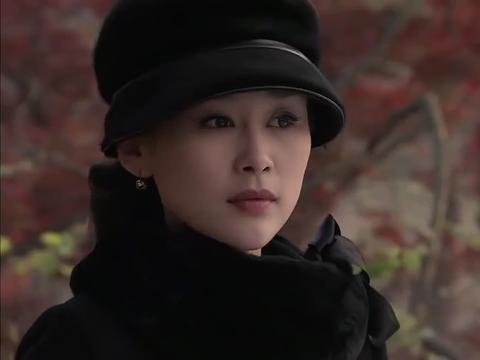 特殊争夺:女特务给自己人通风报信,却不知全被岳振声看见