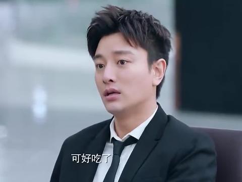 推手总裁送刘念一个零食鸡爪刘念看了一眼直接丢垃圾桶