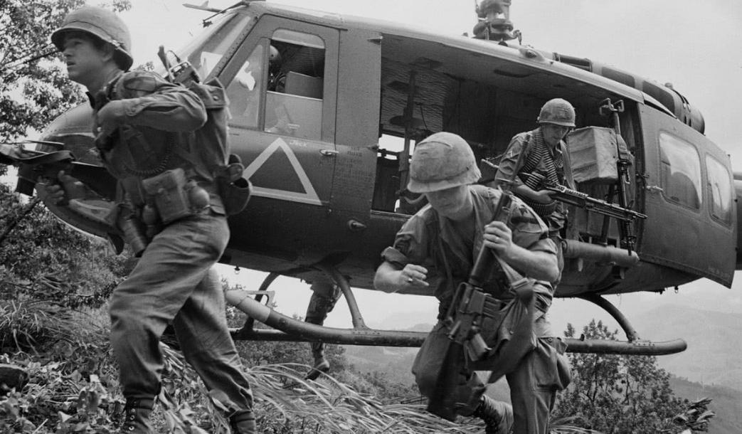 德浪河谷之战,北越军两千多人,竟拿400名美军束手无策