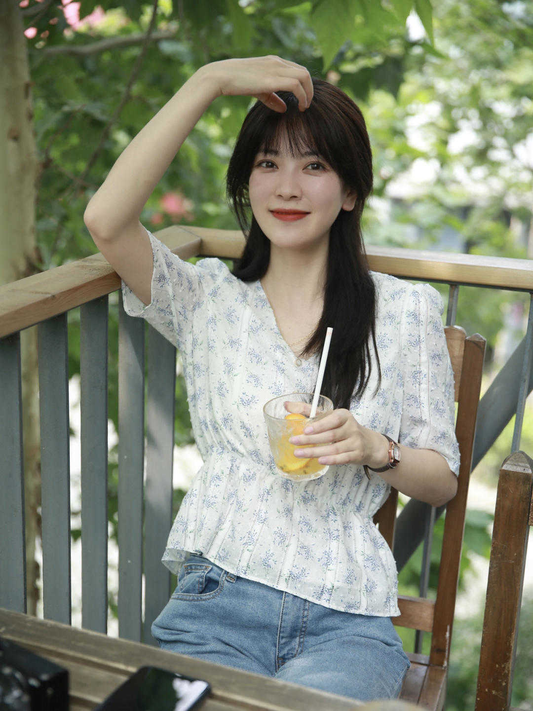 25到30岁的女生,多试试韩系少女风穿搭,清新浪漫又有格调