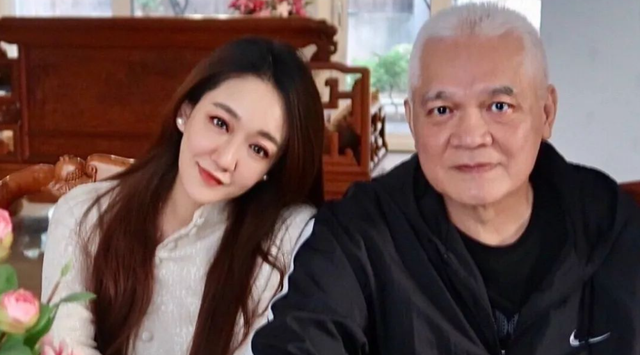 34年,女主角历经破产至今单身,女配角嫁给了大导演|便衣警察|谭小燕