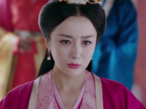 独孤天下有李昞在场曼陀却不得不行跪拜礼