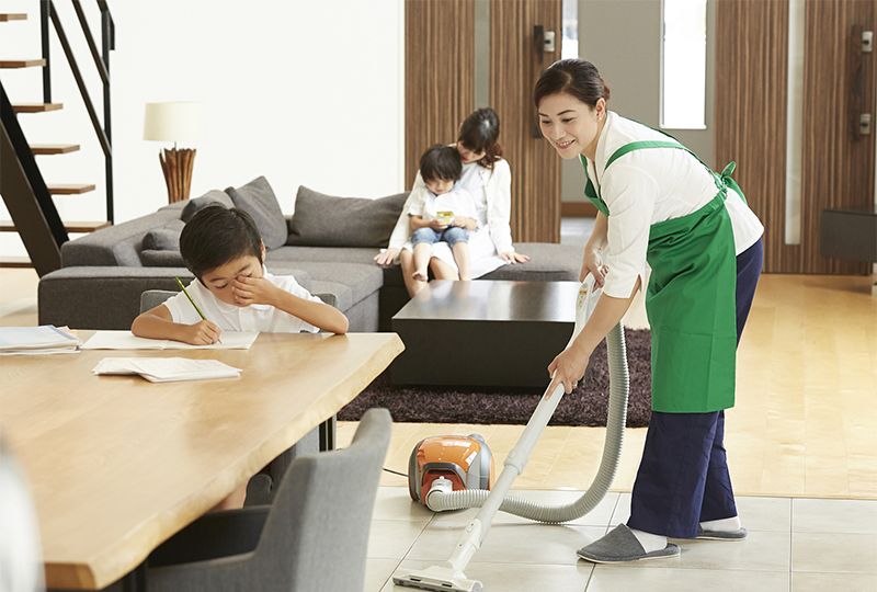 是谁把保姆的工资炒起来的?|保姆|工资|雇主_新浪新闻