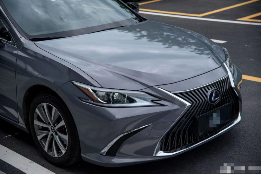 膜呗改色案例雷克萨斯es300h改色贝尔尼纳灰 有一种去欧洲的感觉