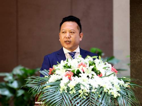 王远枝发表讲话   新闻发布会现场,马文普,灵光花仙子