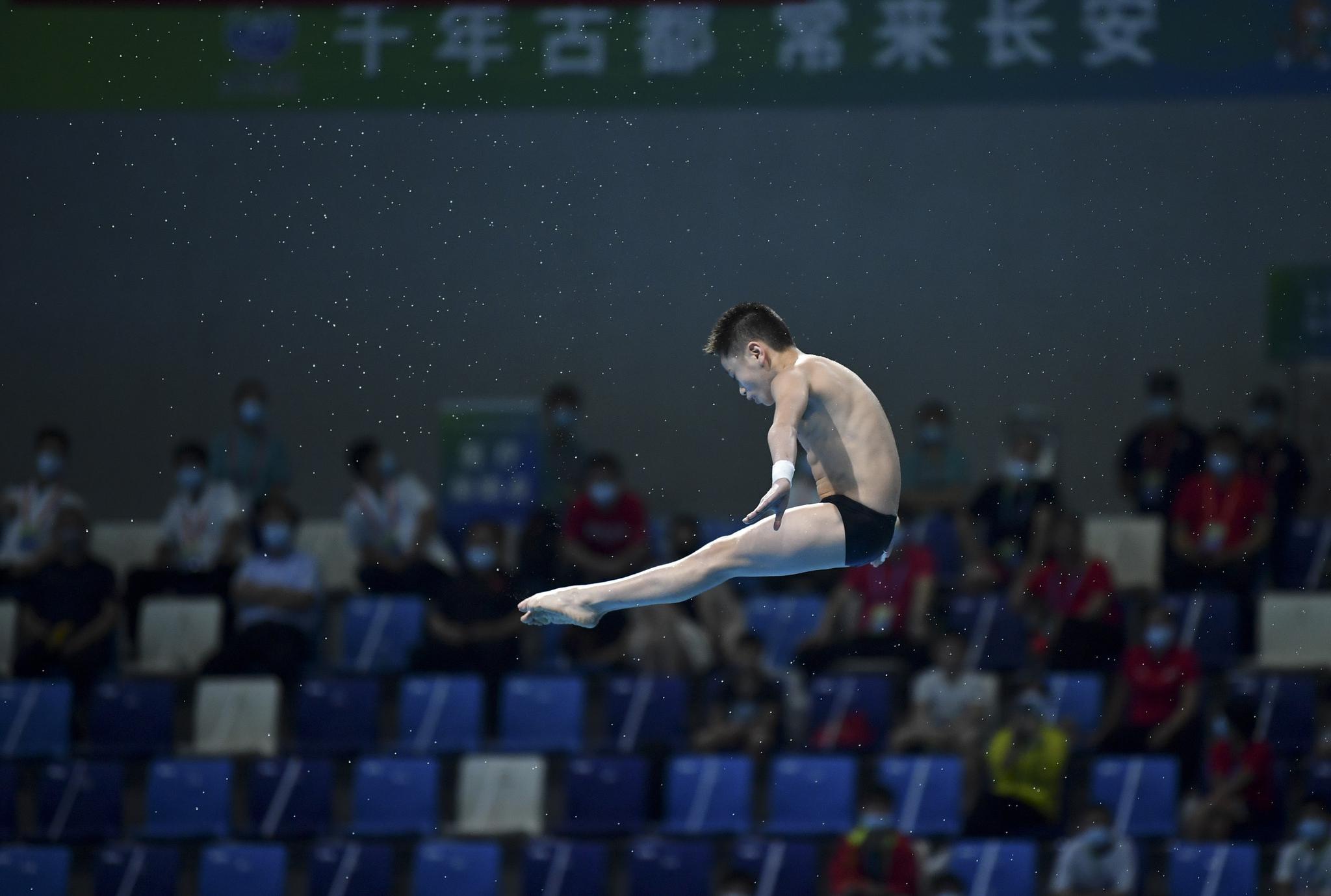 跳水——青年组男子跳台决赛赛况