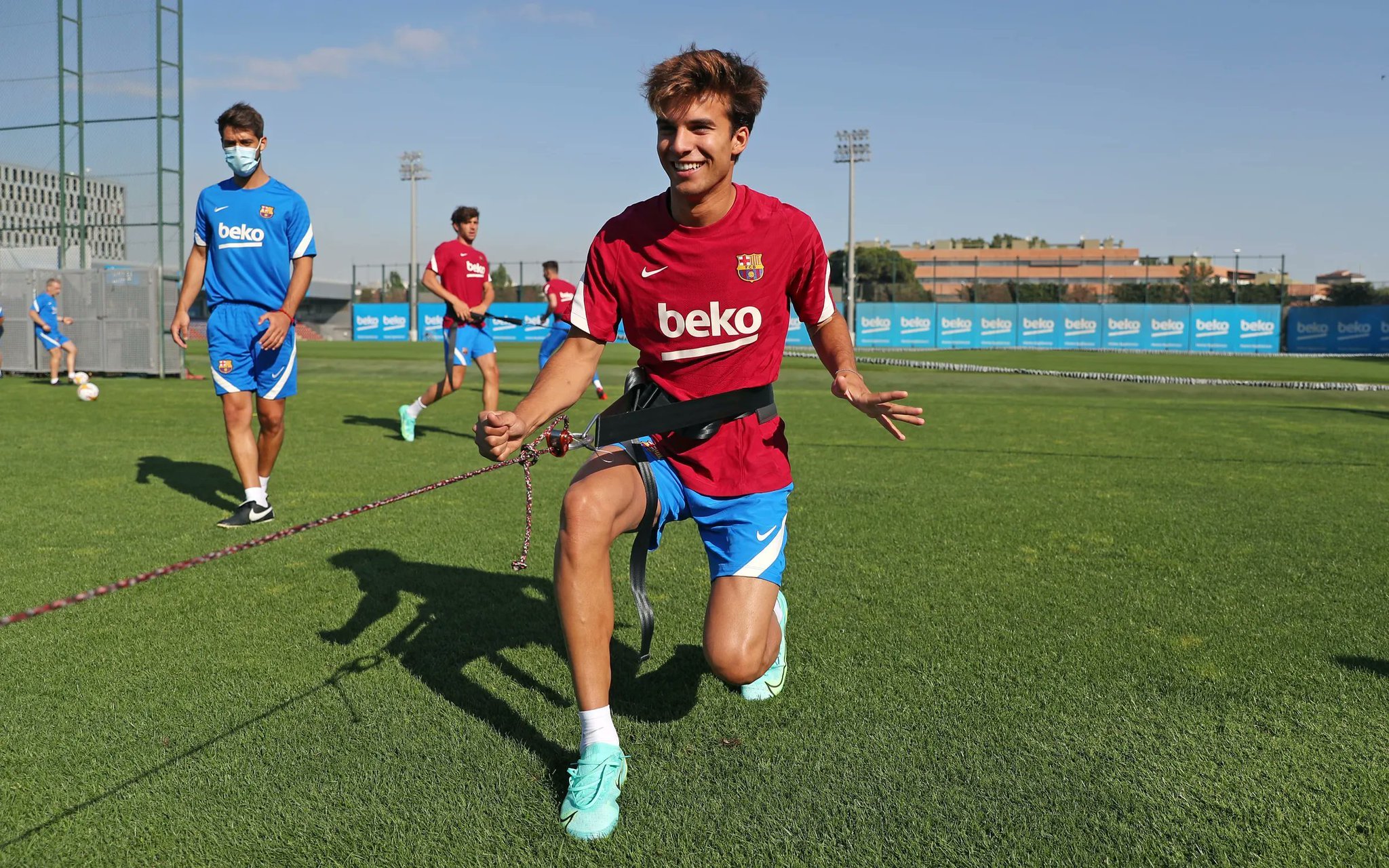 巴萨今天的训练