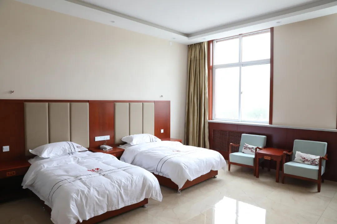 中国避暑小镇上党区振兴小镇:太行无扇之城 上党天然氧吧