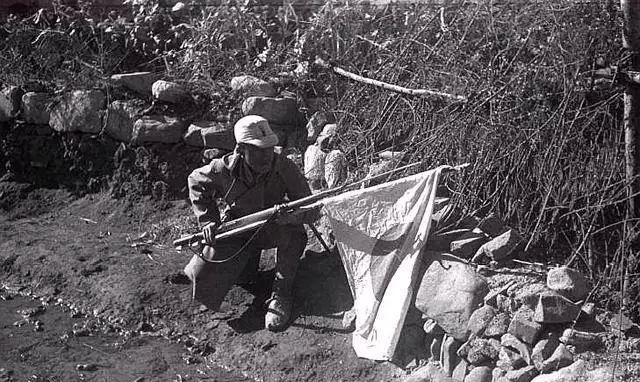 "人民子弟兵"为何是解放军代称?看开国少将罗章的经历,就懂了