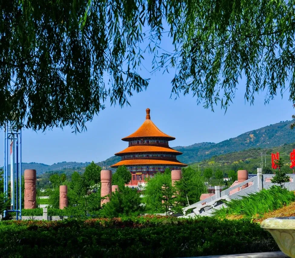 中国避暑小镇上党区振兴小镇:太行无扇之城 上党天然氧吧