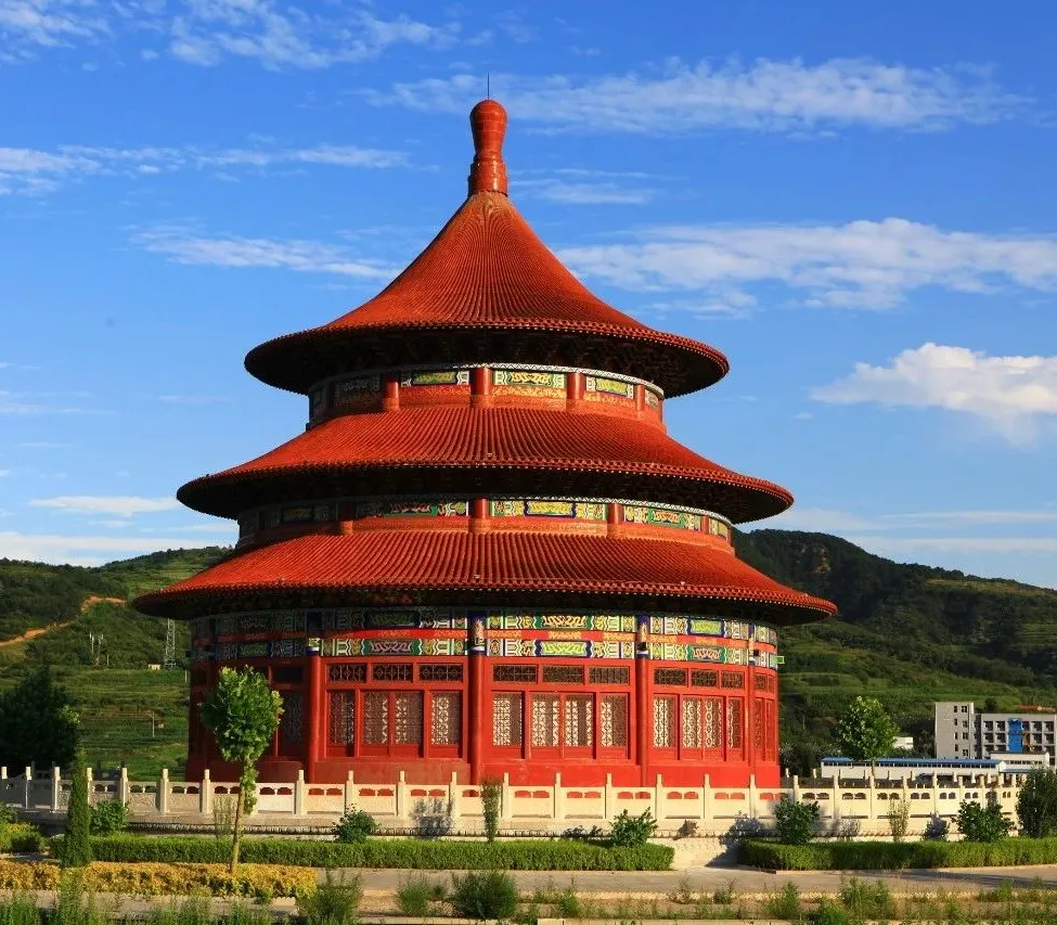 中国避暑小镇上党区振兴小镇:太行无扇之城 上党天然氧吧