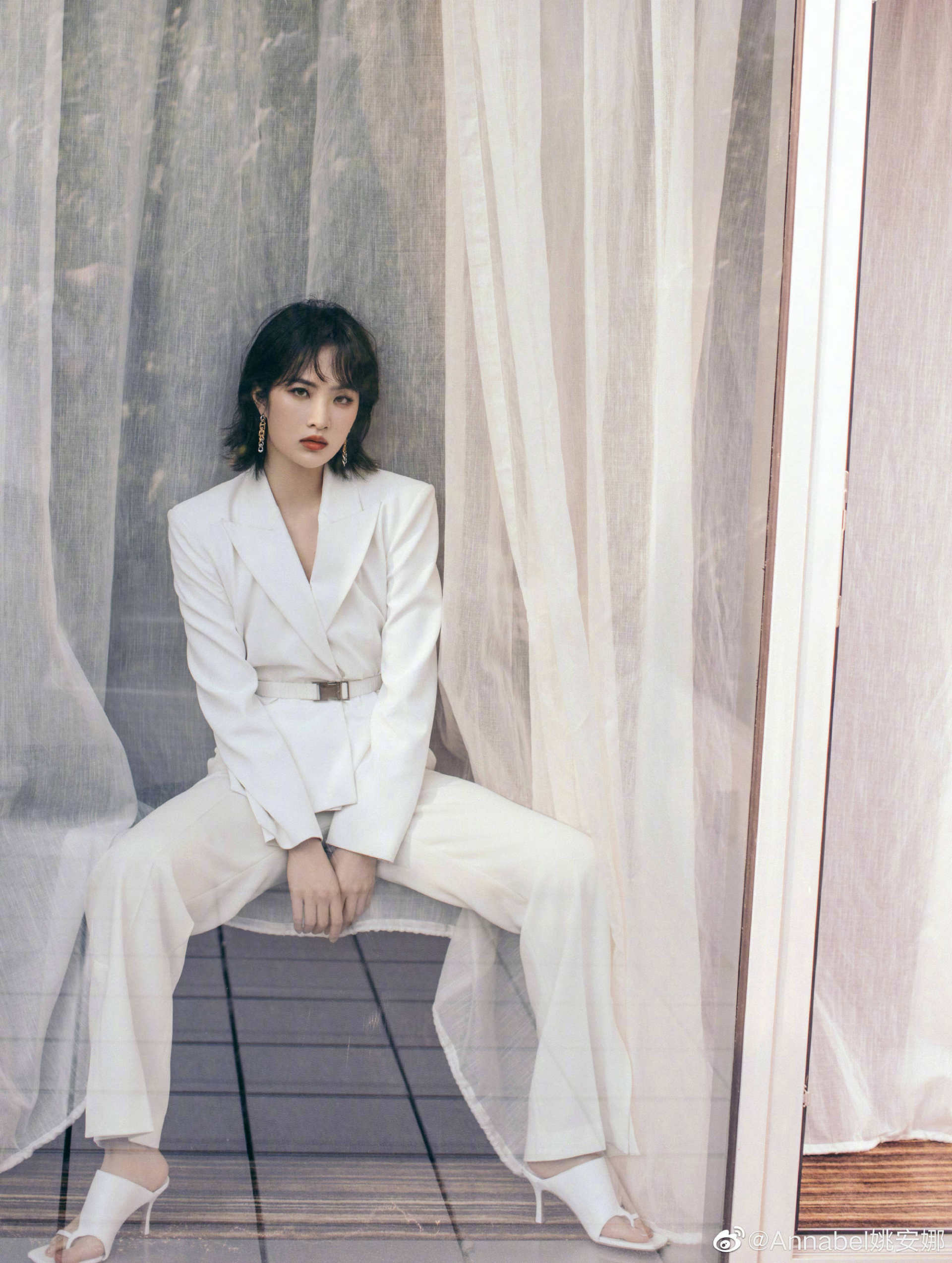 中餐厅路透曝光姚安娜意外适合中性风