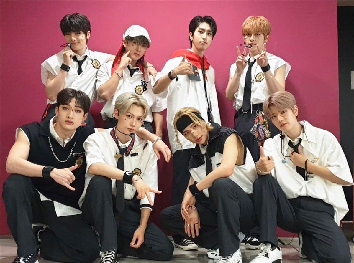 韩国媒体评选出6个男性组合争夺第4代kpop之王的称号