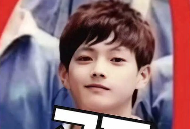 许凯大学时期堪称校草,网友扒出"小学照",说颜值巅峰都不过分