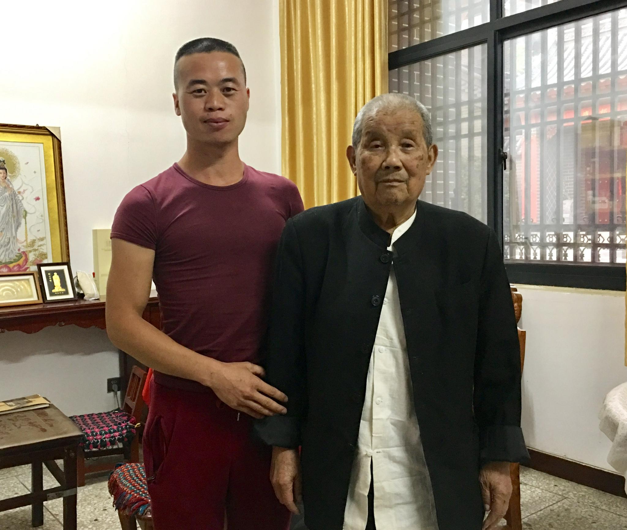 专访翁先平武术培训基地的武术教练翁先平