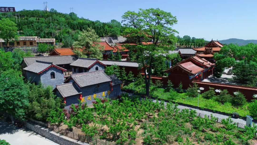 中国避暑小镇上党区振兴小镇:太行无扇之城 上党天然氧吧