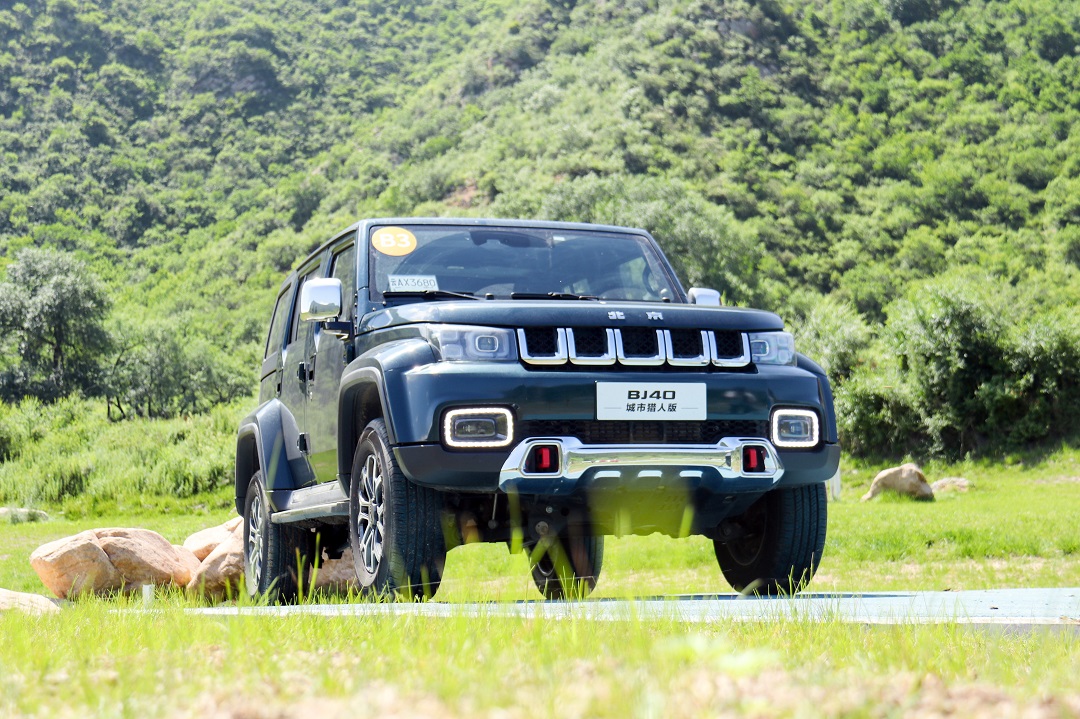 不只是越野车更是开启越野生活钥匙 试驾北京越野bj40城市猎人版