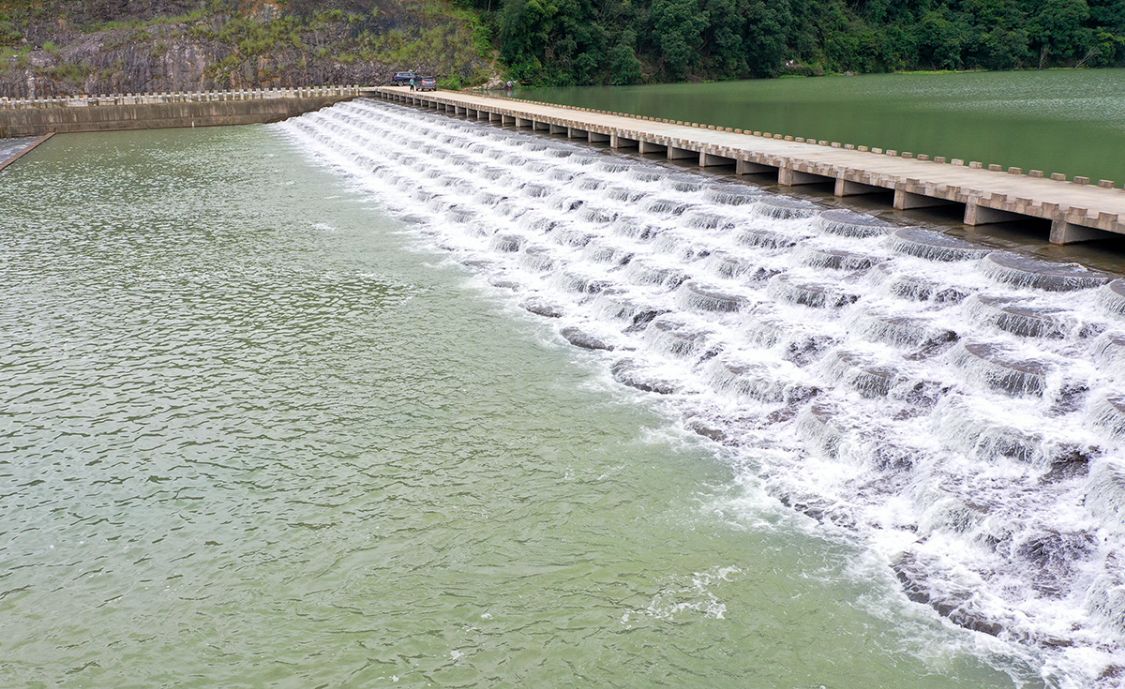 宁海人太骄傲了,玩水地众多,规模庞大的鱼鳞坝,不屑去玩