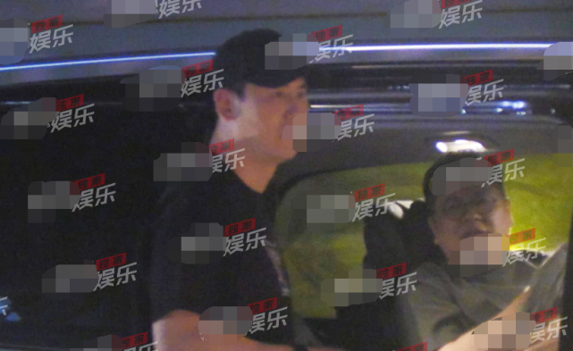 于晓光回应与美女举止亲密:是家人之间往来的熟人,会多加注意休闲区蓝鸢梦想 - Www.slyday.coM 于晓光回应与美女举止亲密:是家人之间往来的熟人,会多加注意休闲区蓝鸢梦想 - Www.slyday.coM