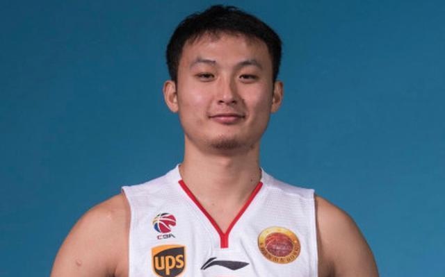 新疆要用刘力鹏,侯沛佐,艾孜麦提三人换山东的王汝恒?小编笑了