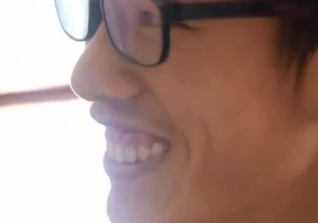 云南男孩高考713分被清华录取,却失声痛哭,看到手后众人泪奔休闲区蓝鸢梦想 - Www.slyday.coM