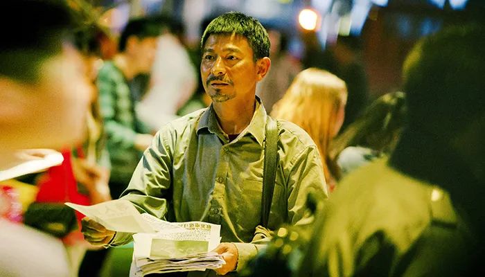 严惩人贩子,感恩养父母,这就是《失孤》的圆满结局?