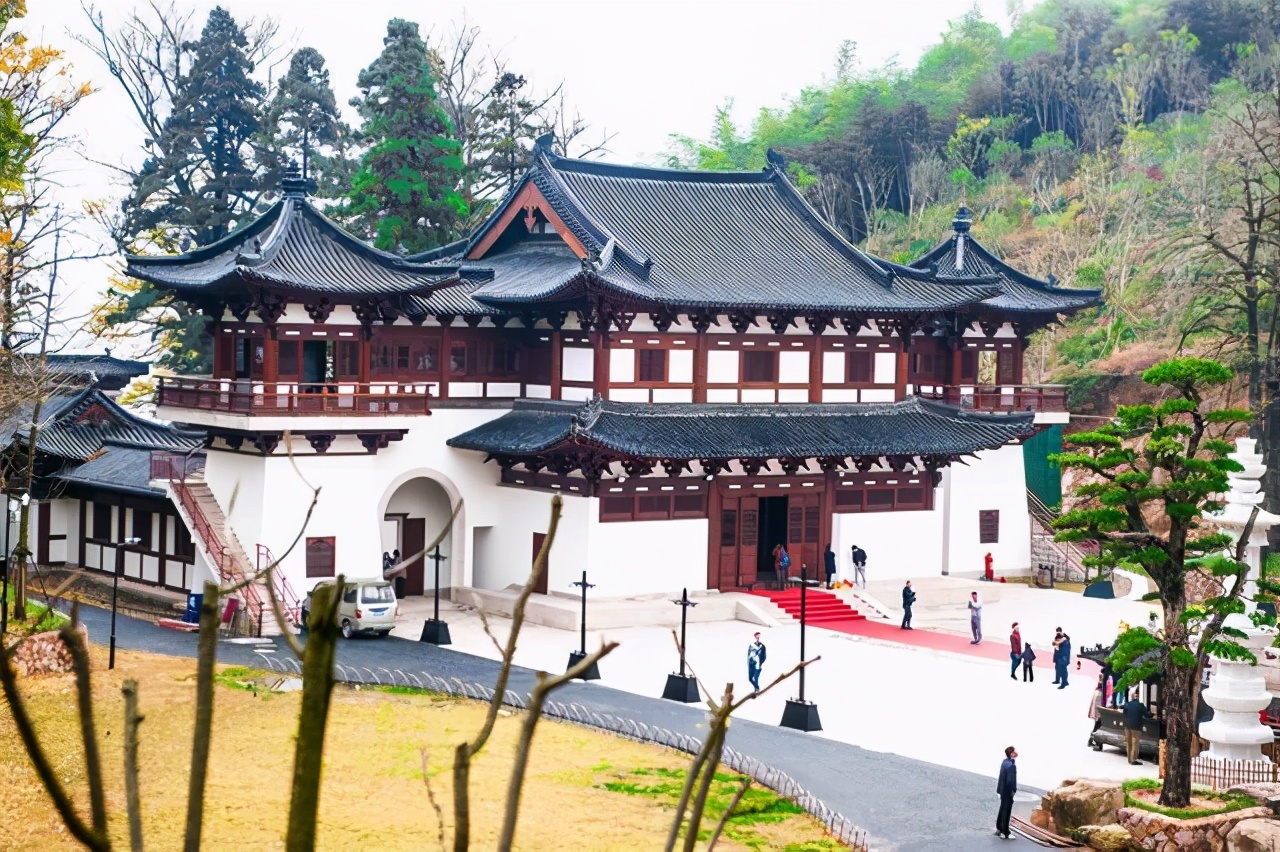 杭州有座千年古刹,小众静谧很少人知,被誉为杭州最后的高峰|径山寺