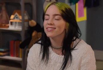 跌落神坛的碧梨如今只剩下和网友吵架的资本了落得一片嘲笑