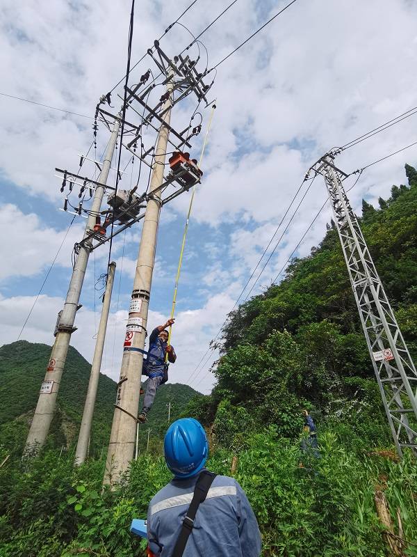 南方电网云南曲靖富源供电局优质电力服务助力农村发展