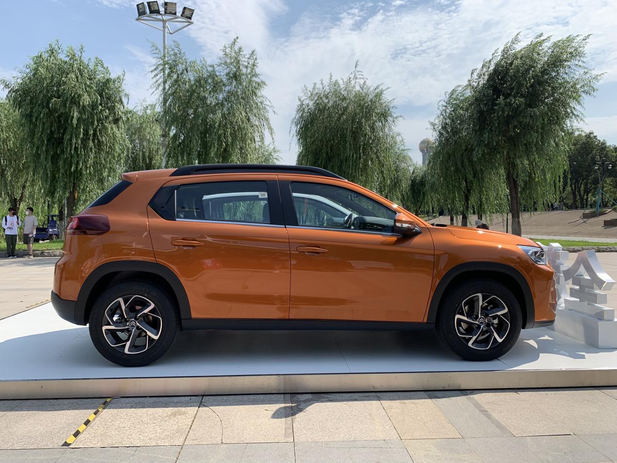 增配不增价 东风雪铁龙c3-xr正式上市 售11.39万元-新浪汽车